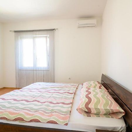 Apartment Guest House Leo Zadar Exterior photo